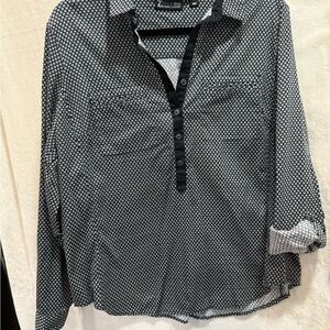 Avenue Black and White Button Down Shirt